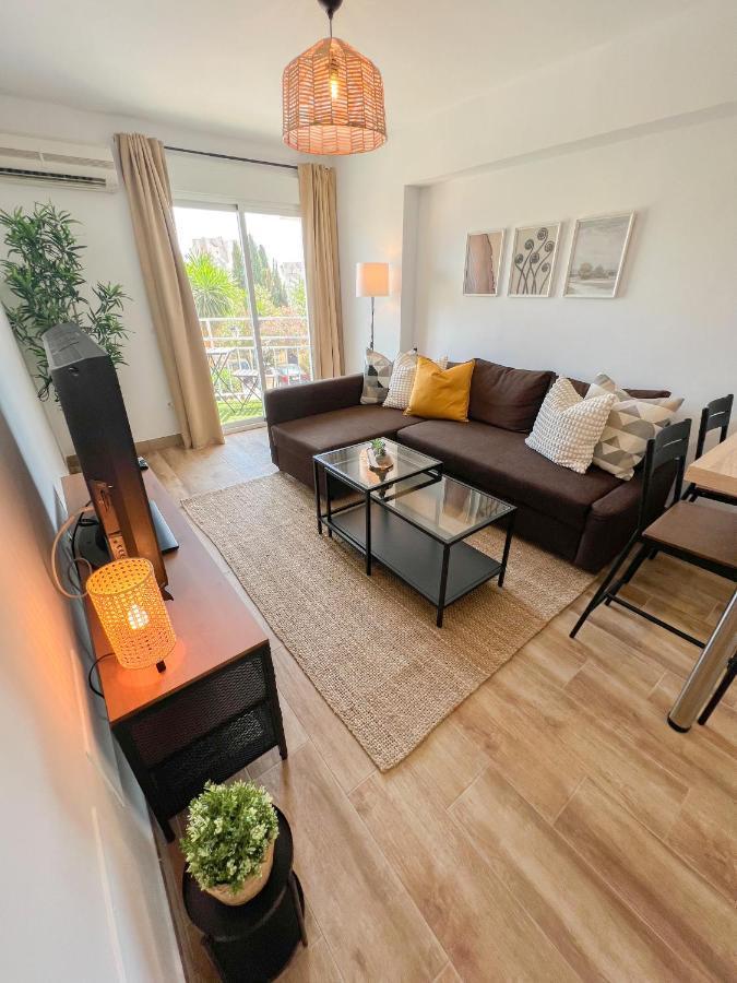 Bright & Cozy Acuario Beach&pool Daire